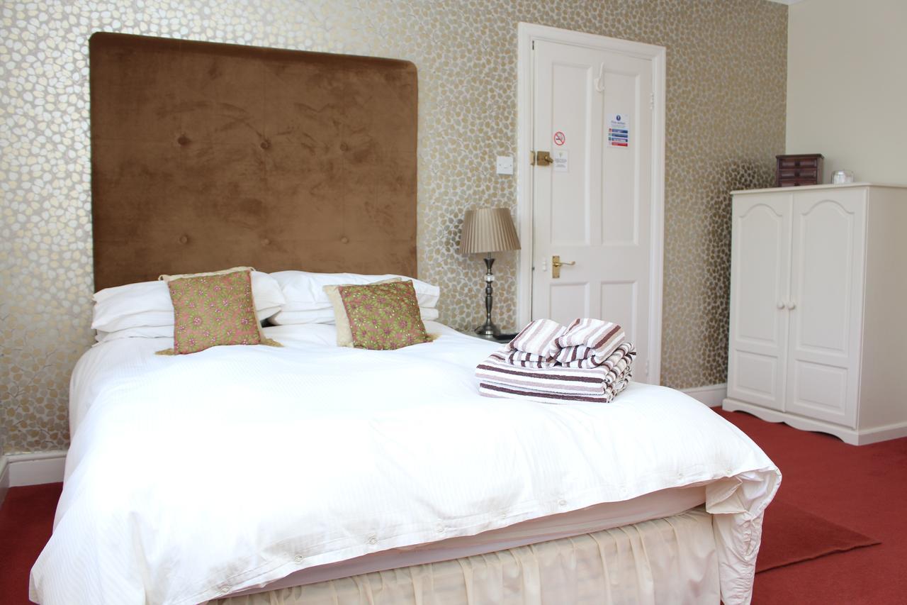 Laurels Guesthouse Witney Exterior foto